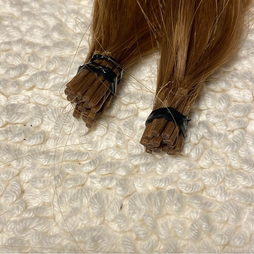 HAIR EXTENSIONS I-TIP - European human hair Approximately 24 “ 50 pic.